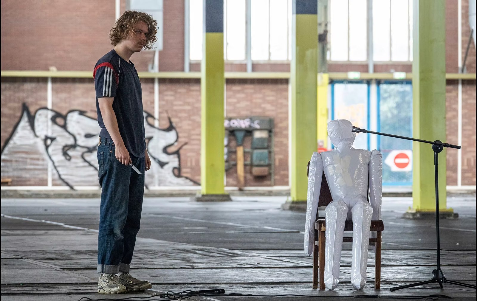 Suffer foto Moon Saris